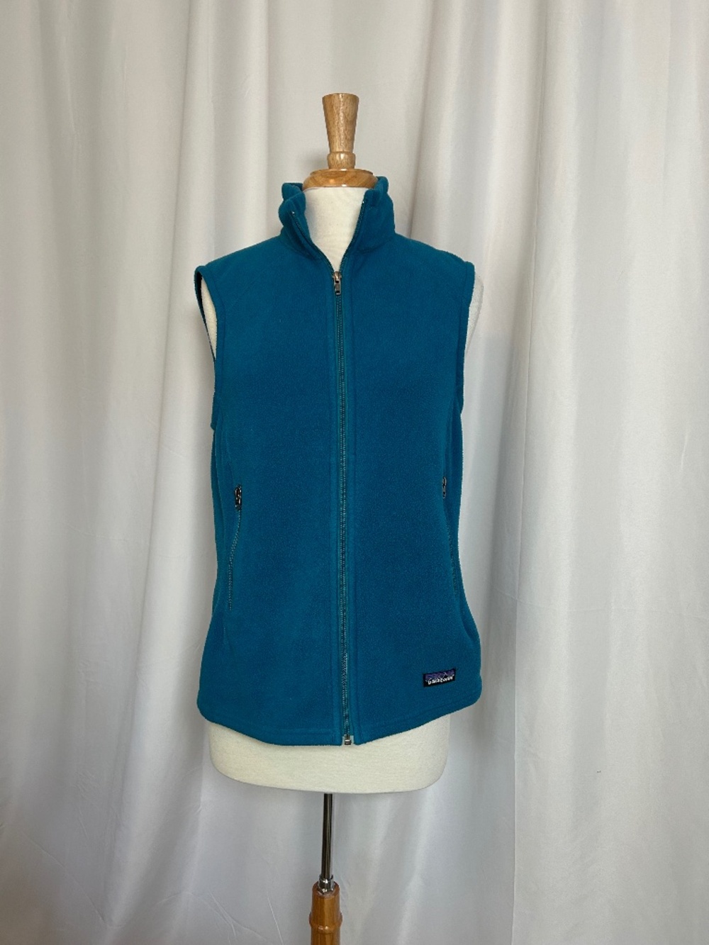 WOMEN'S TEAL PATAGONIA SYNCHILLA FLEECE ZIP-FRONT VEST - SIZE LARGE